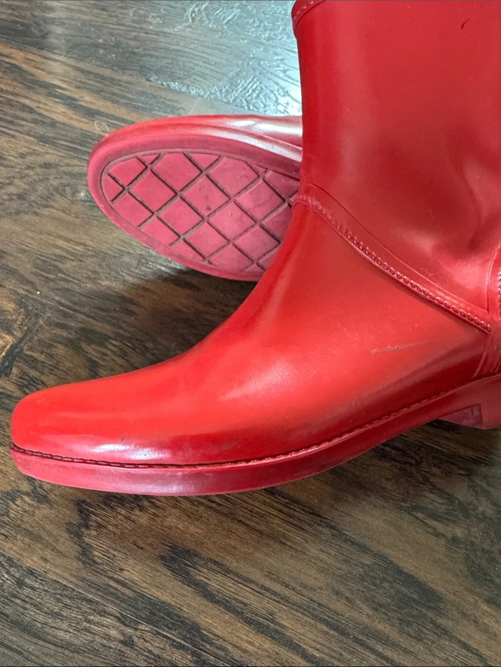 Michael Kors Striking Red ❤️  Waterproof Ankle Rain Boots